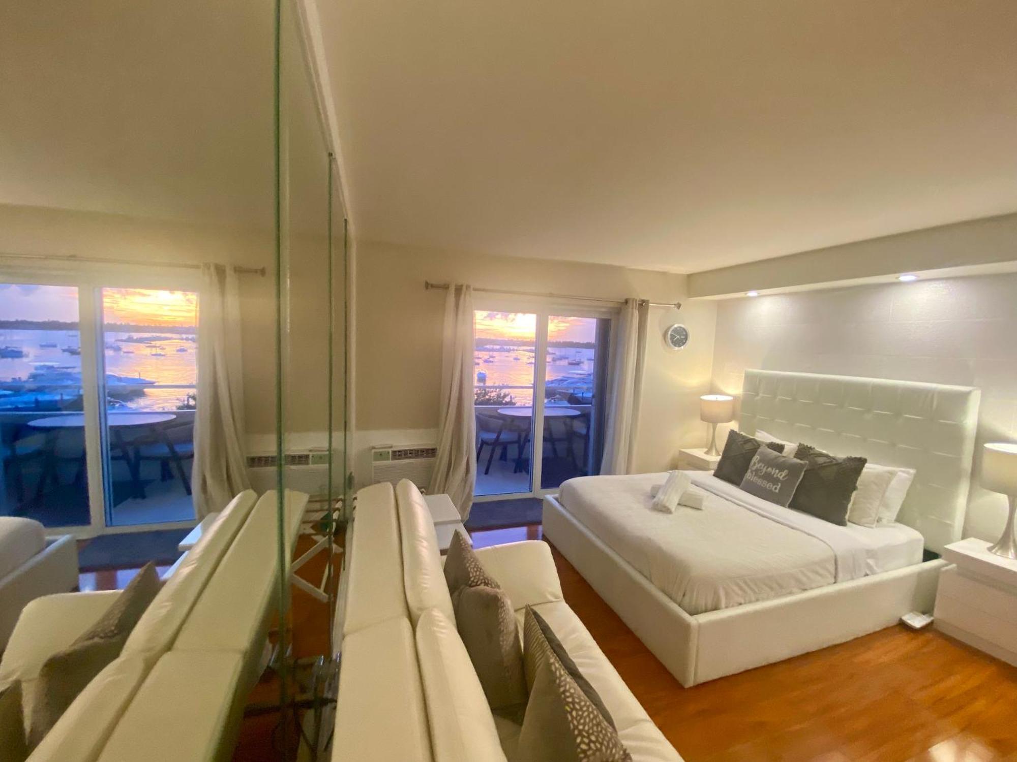 Modern Waterfront Apartment With Miami Skyline View, Free Parking 5 Mins Drive To מיאמי ביץ' מראה חיצוני תמונה